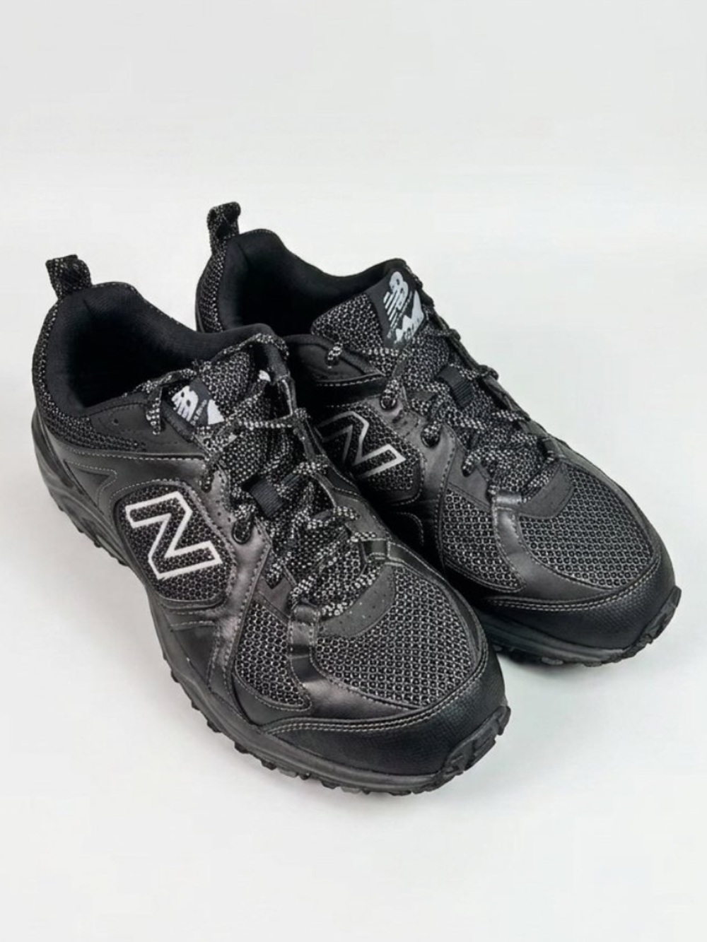 New Balance 481 v3 All Terrain trail running shoes men’s size 8.5 black active
